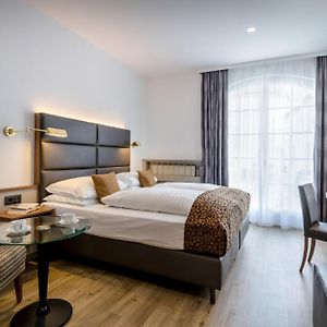 Kamer met een King Size Bed